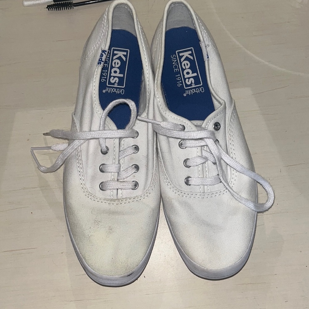 White Keds